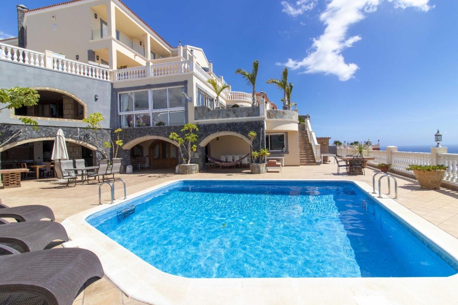 أذيخي Boutique Villa Leicht & Friends المظهر الخارجي الصورة